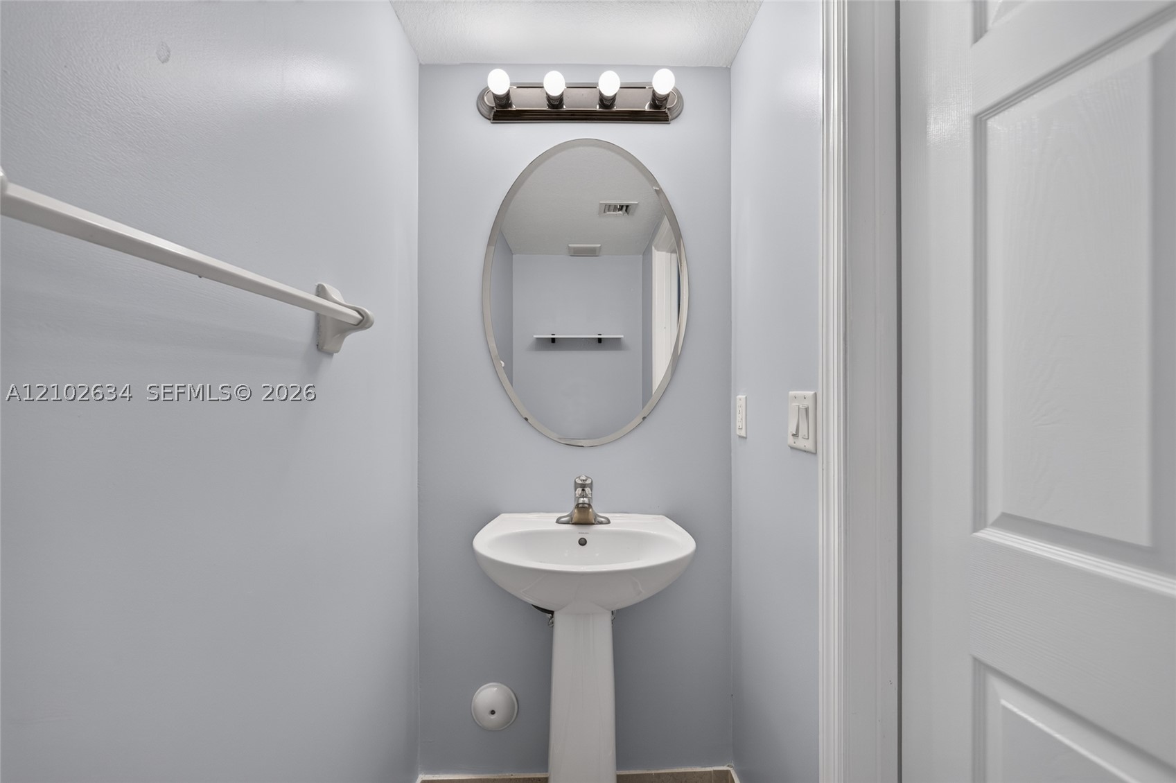 144 Se 37th Ter Property Photo 18