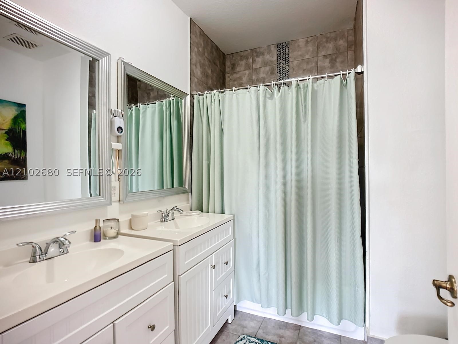 10912 Sw 240th Ln Property Photo 8