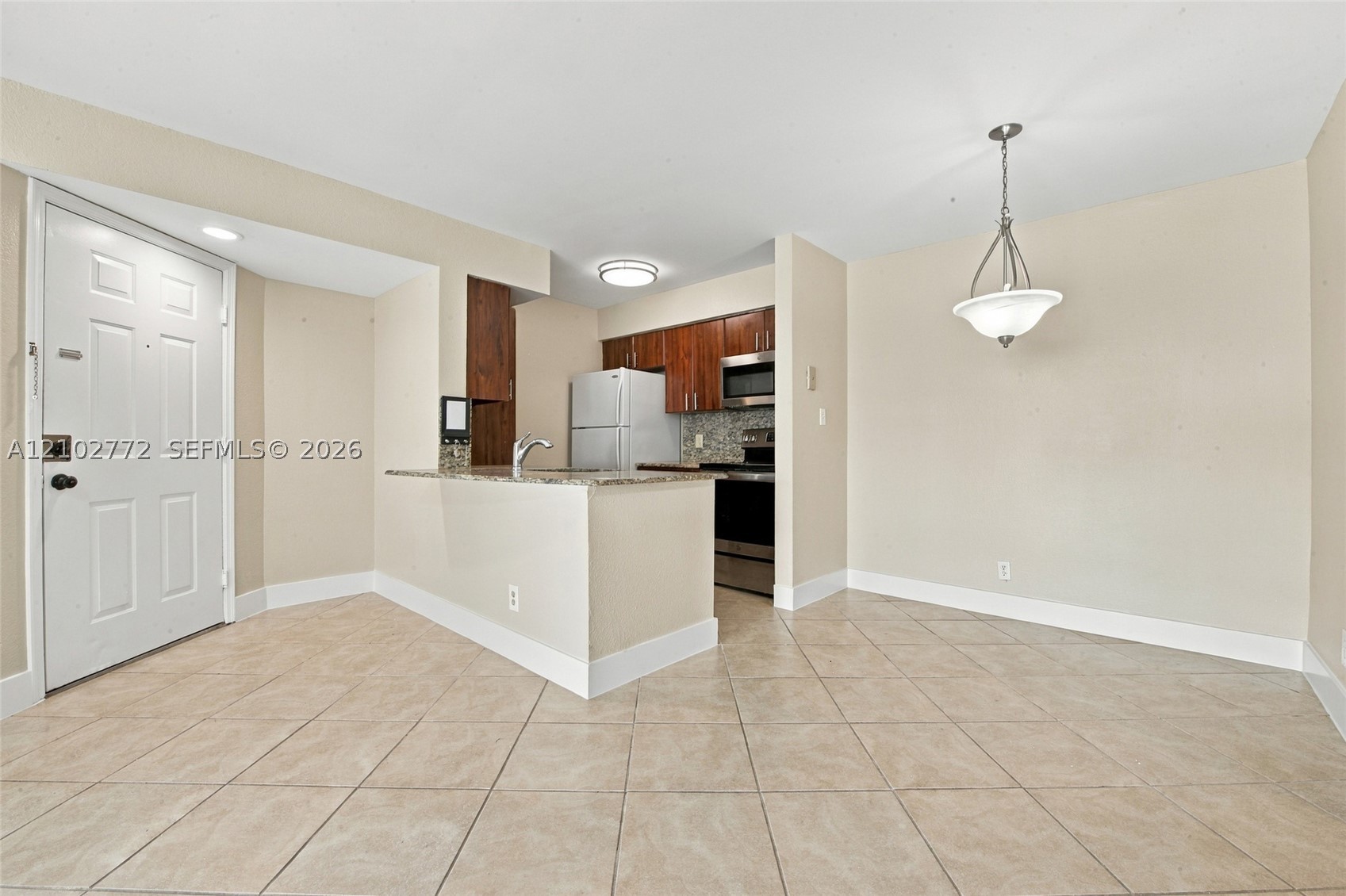 2946 S University Dr 7102 Property Photo 8
