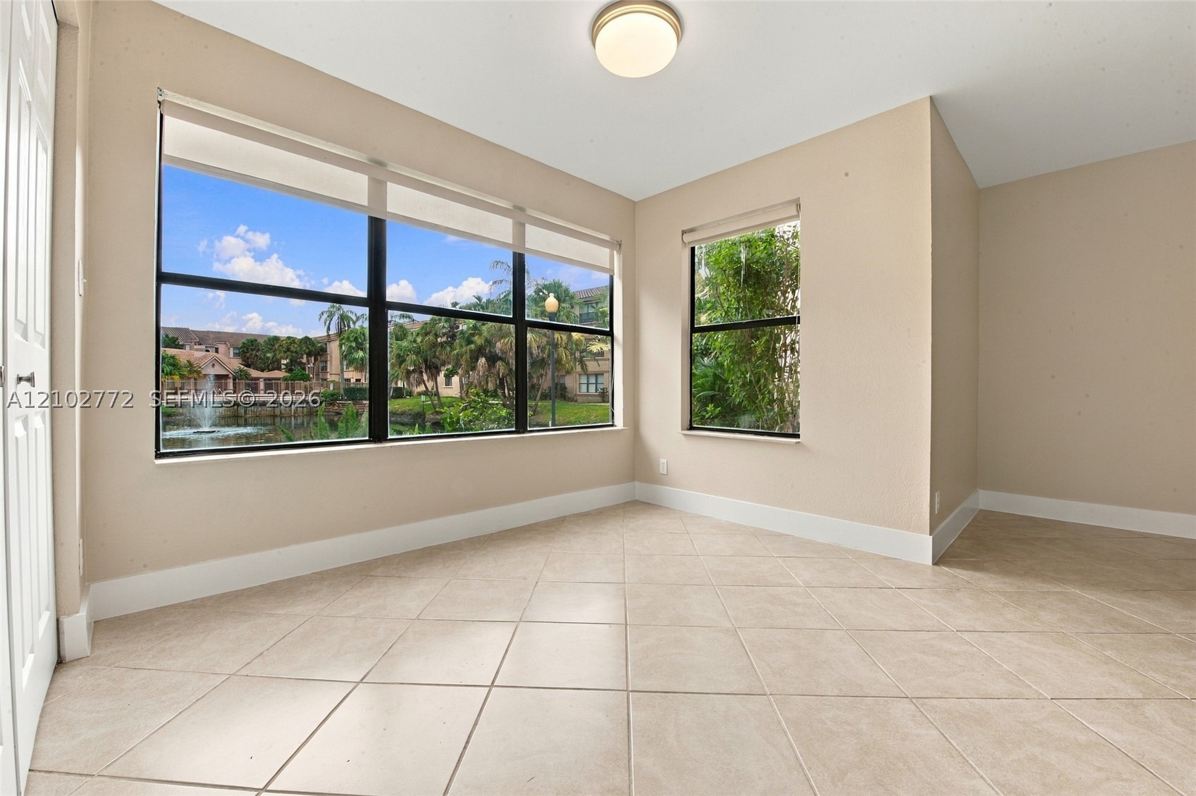 2946 S University Dr 7102 Property Photo 19