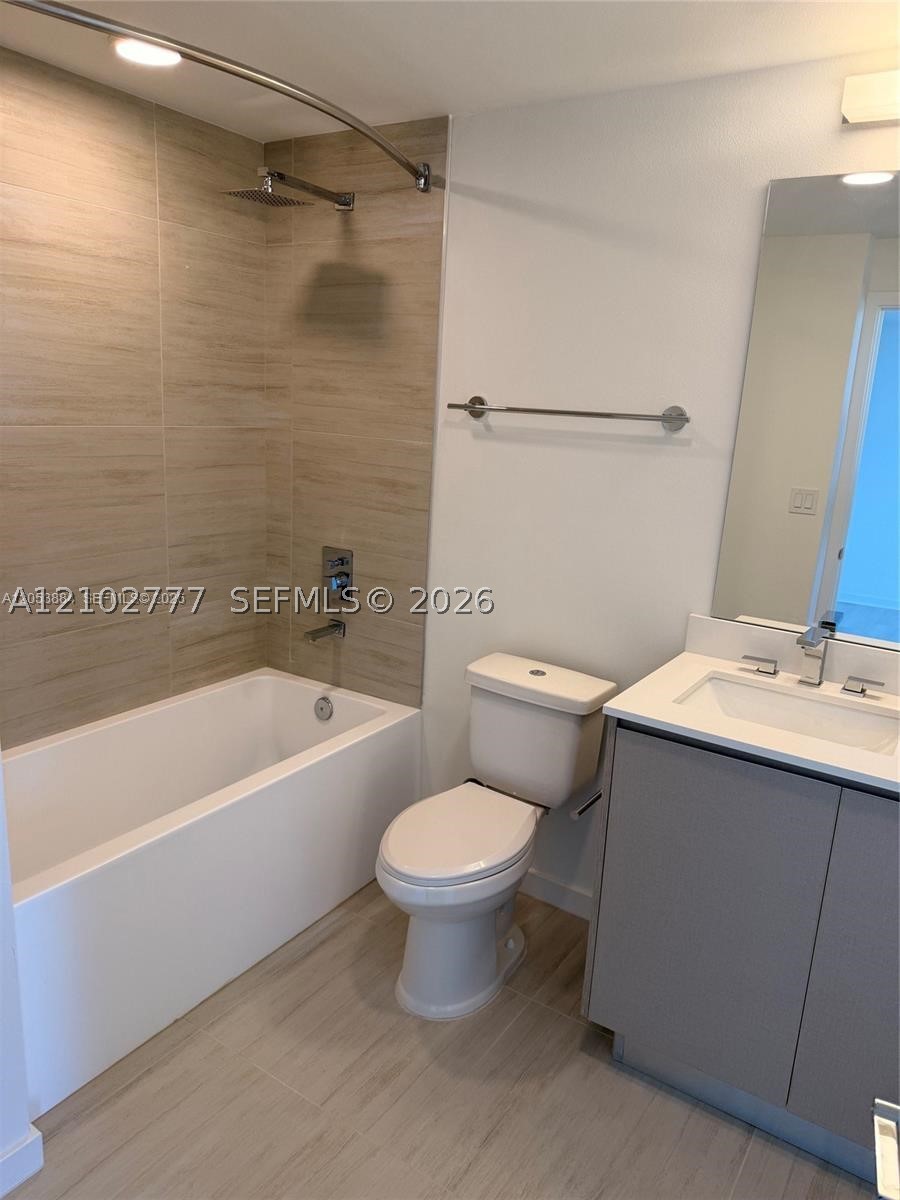 5591 Millenia Park Blvd 512 Property Photo 9