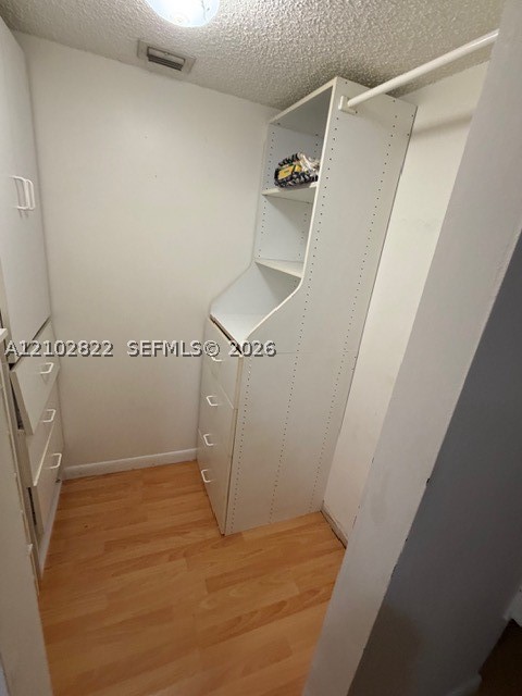 2300 S Cypress Bend Dr 102 Property Photo 19