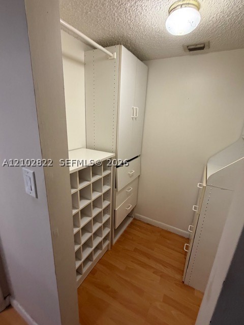 2300 S Cypress Bend Dr 102 Property Photo 20