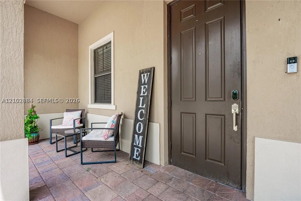 3653 Se 2nd Ct Property Photo 3