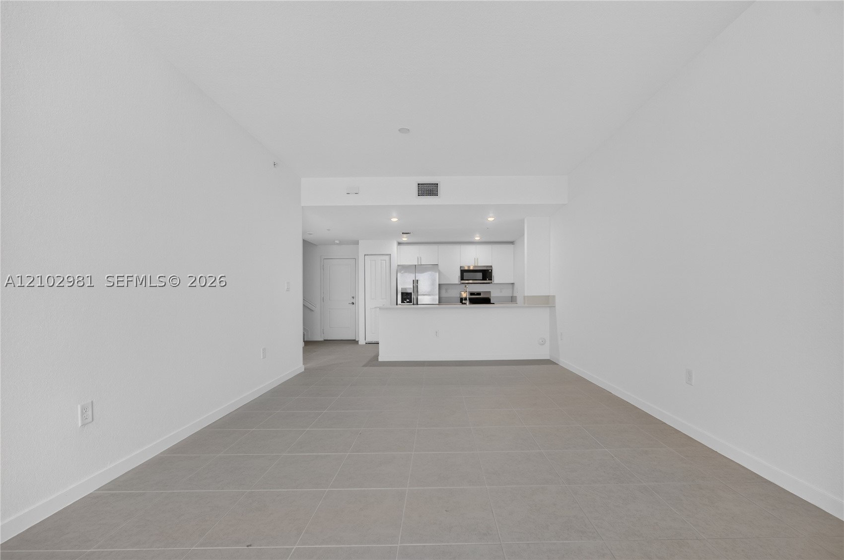A12102981 Property Photo 8