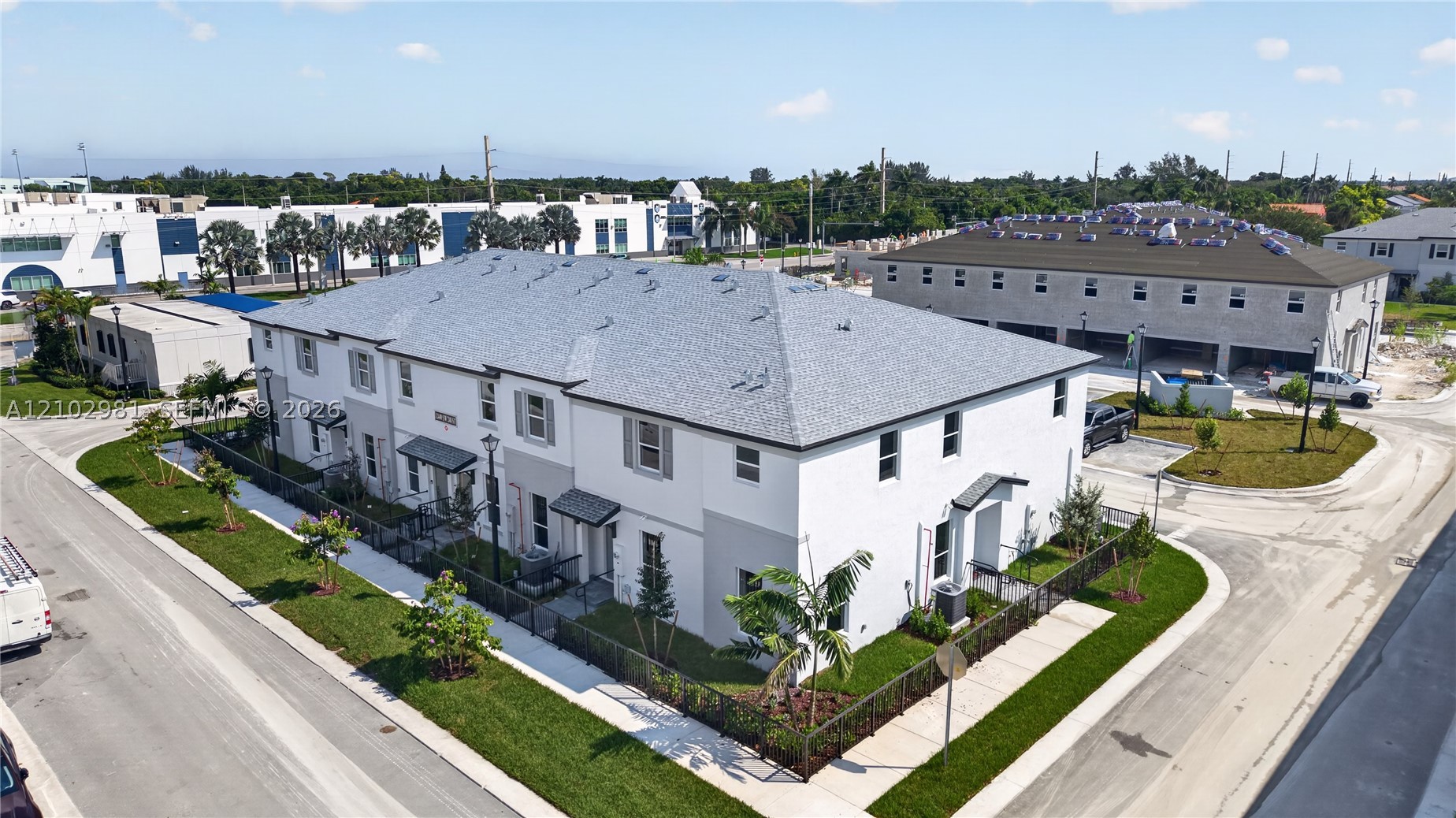 A12102981 Property Photo 47