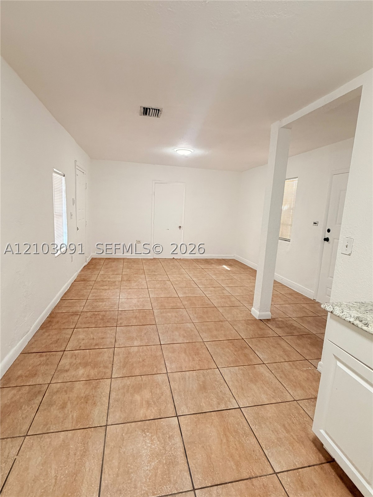 1224 Nw 41st St 2 Property Photo 4