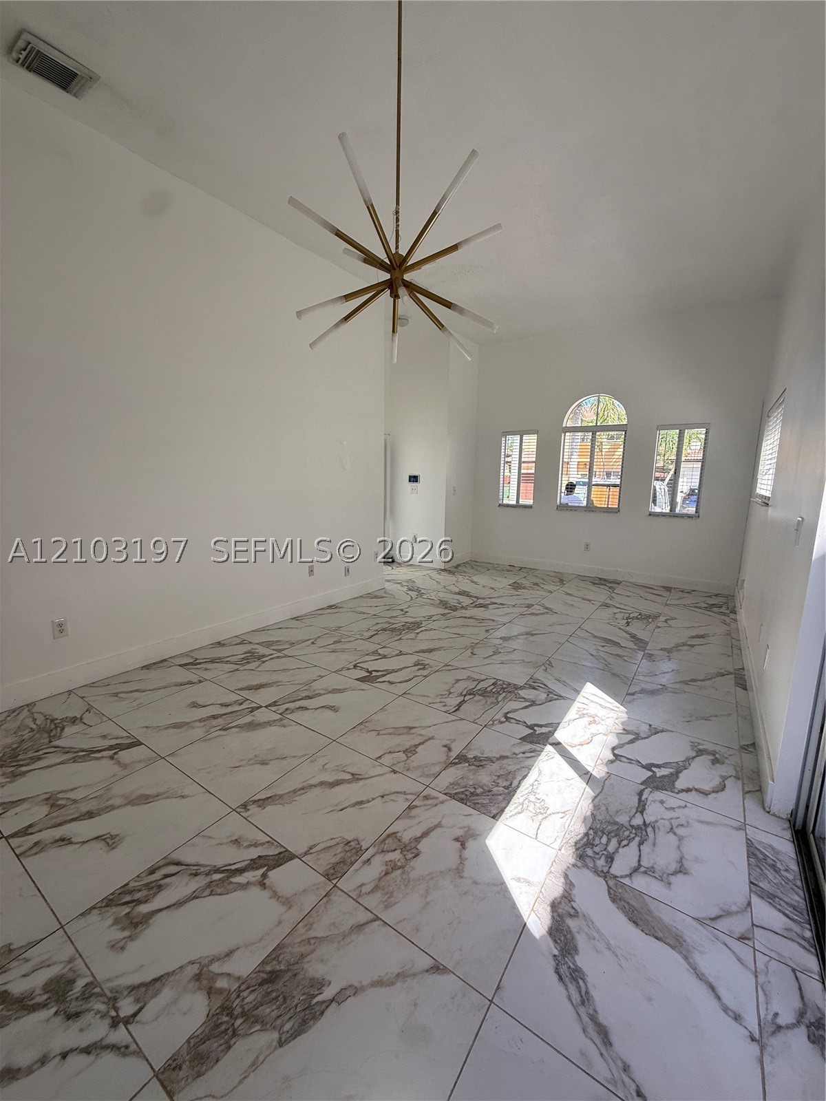 2514 Ne 41 Property Photo 6