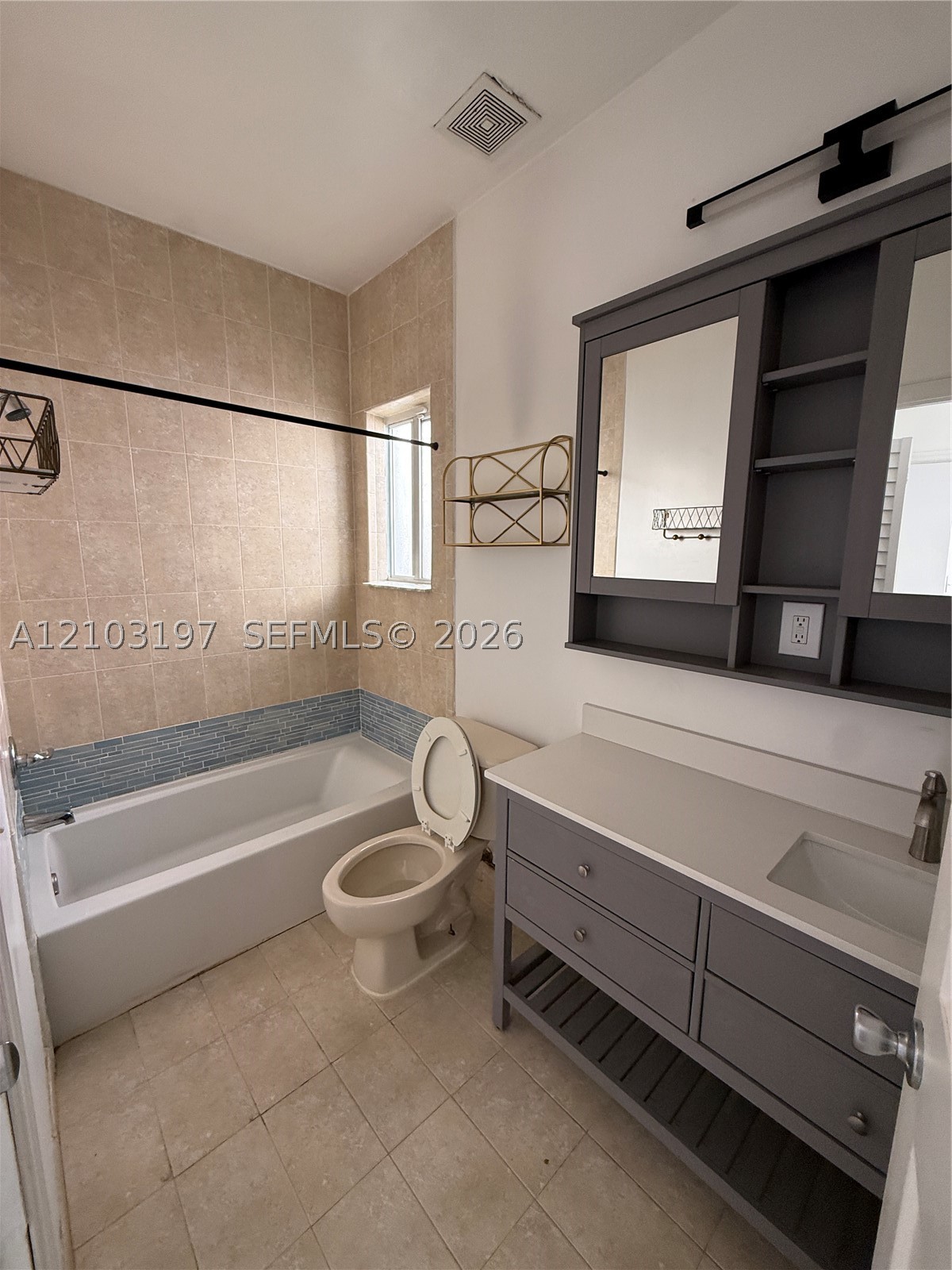 2514 Ne 41 Property Photo 16
