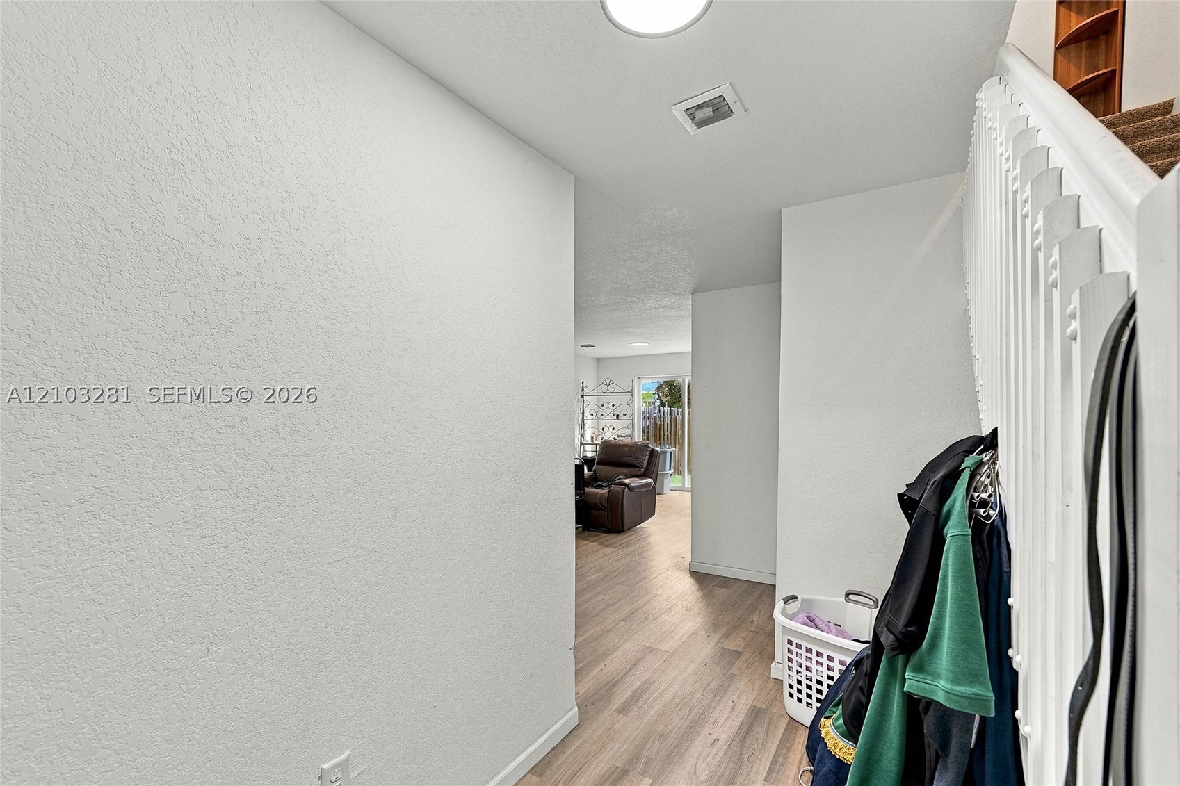 211 Sw 6th Ln Property Photo 6