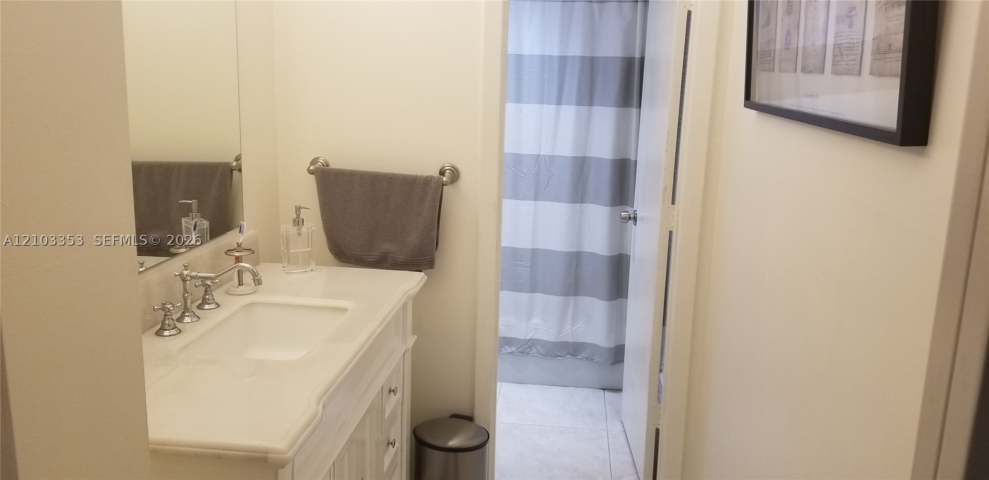300 Bayview Dr 410 Property Photo 7