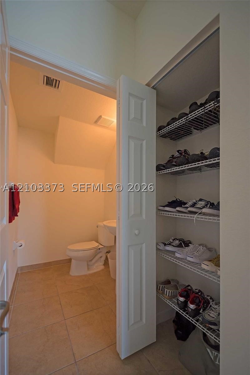 532 Se 34th Ter Property Photo 6