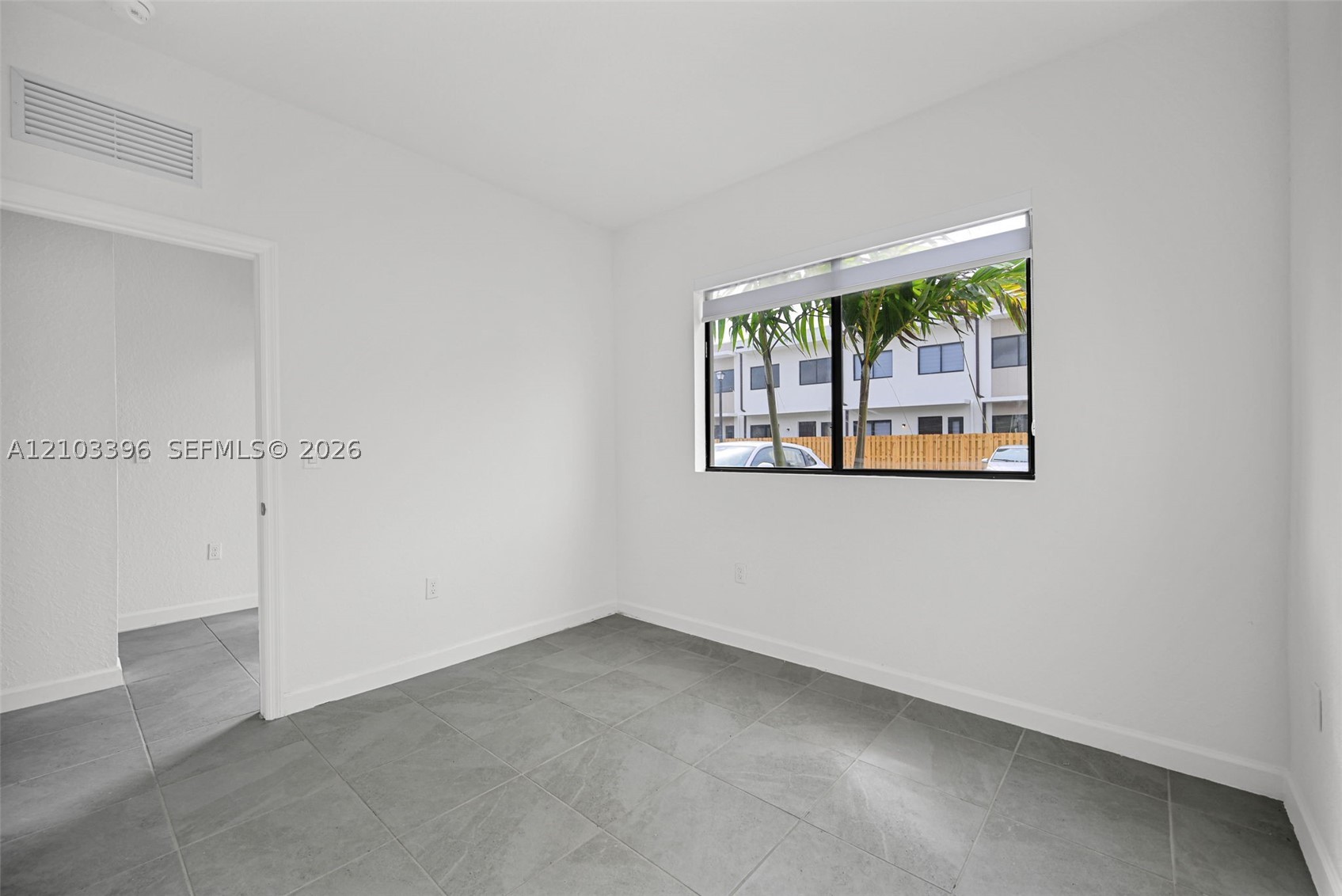 13855 Sw 261st St Property Photo 6