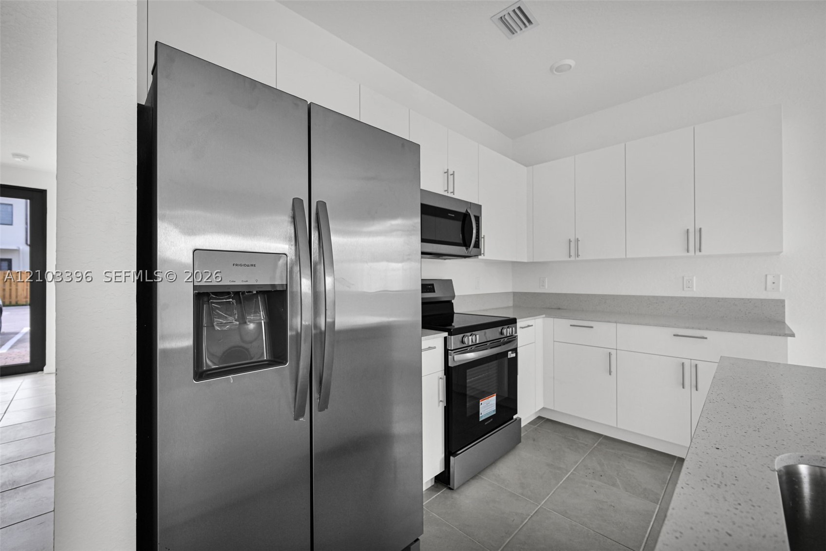 13855 Sw 261st St Property Photo 13