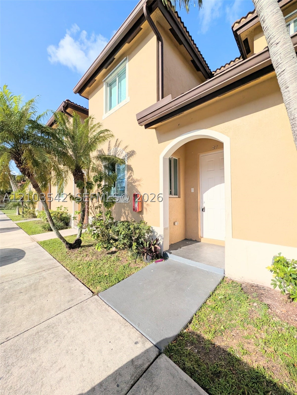 12080 SW 268th St 27 Property Photo 1