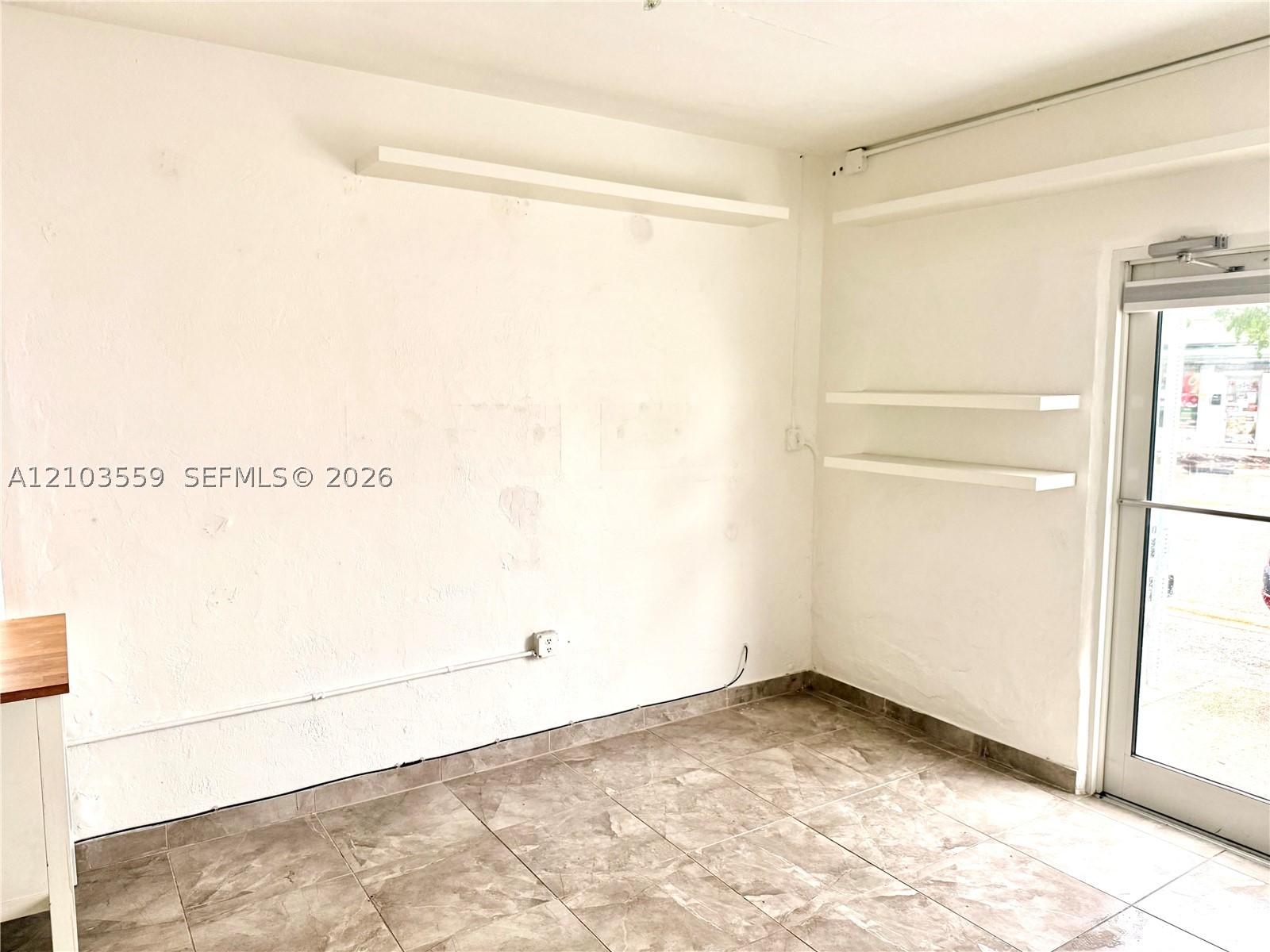 1257 Nw 29th St Property Photo 2