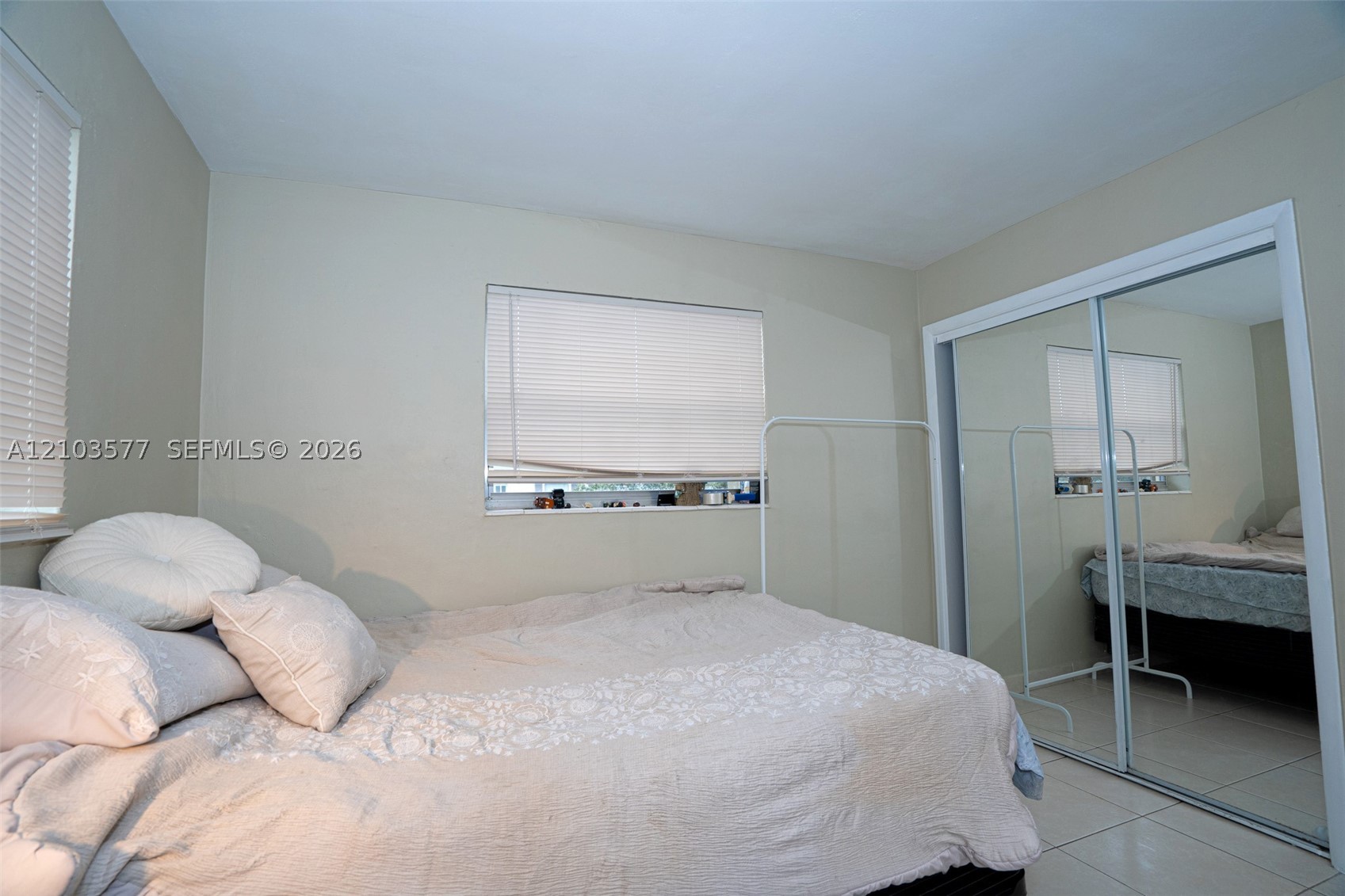 5270 Sw 90th Way 3 Property Photo 3