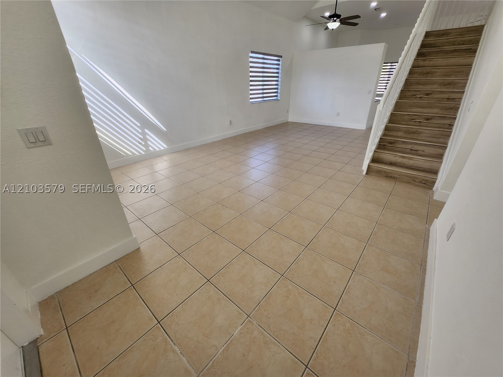 2055 Se 19th Street Property Photo 8