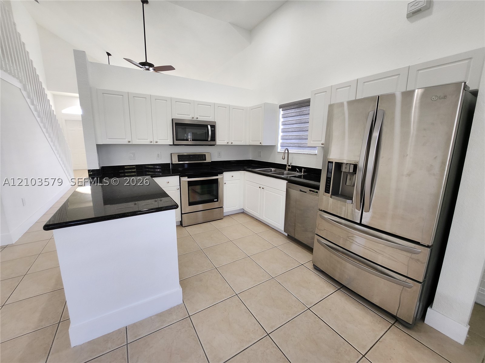 2055 Se 19th Street Property Photo 15
