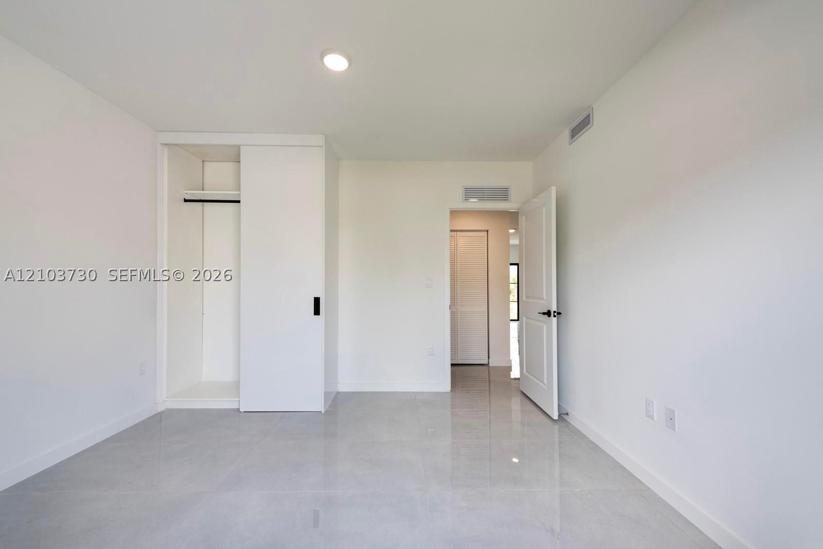 A12103730 Property Photo 9