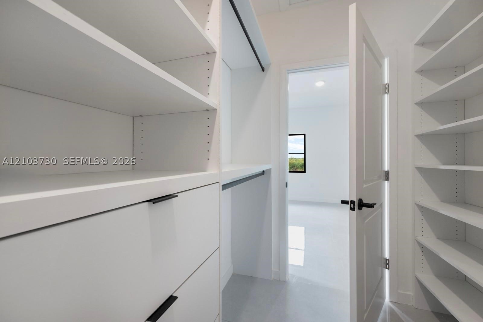 A12103730 Property Photo 16