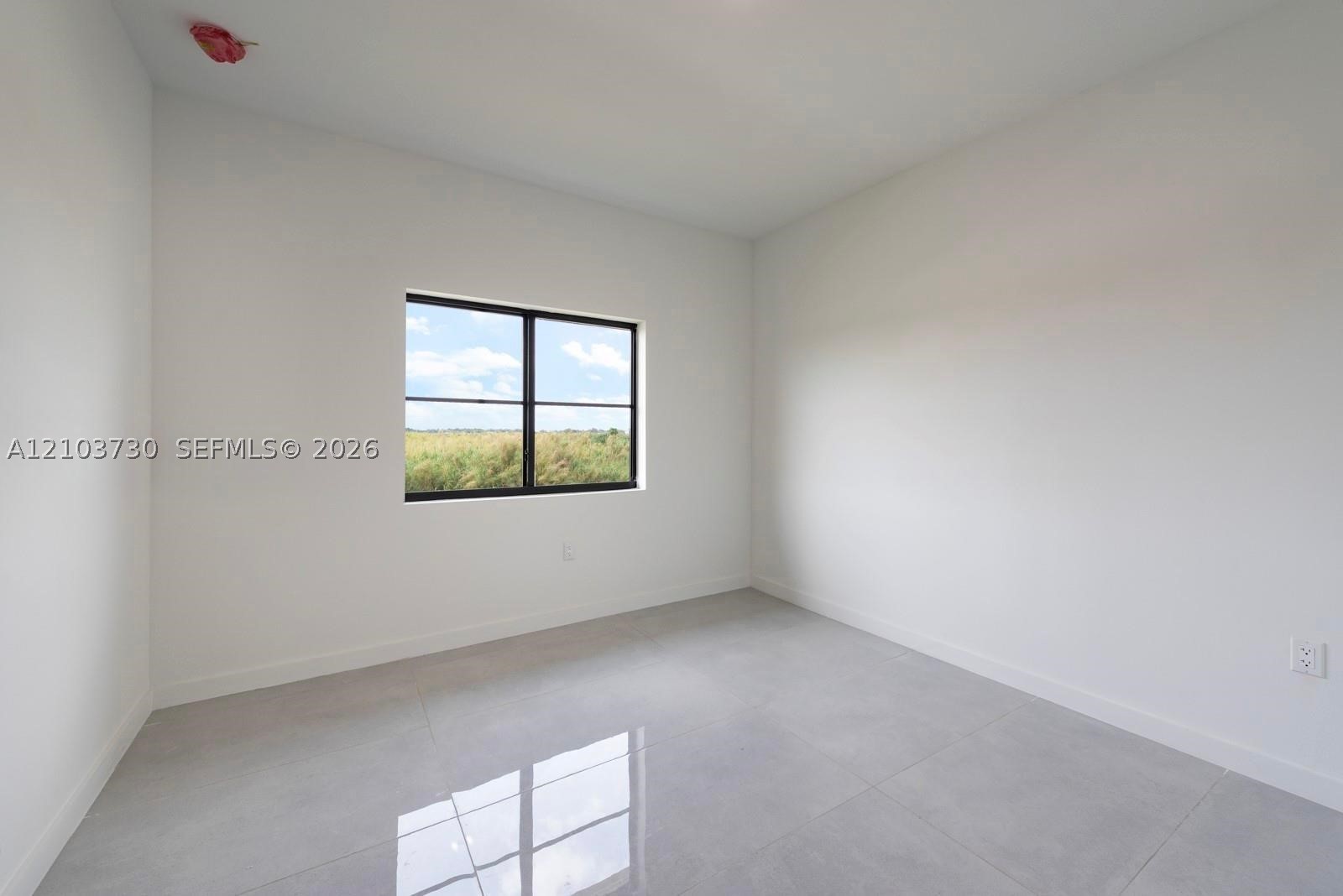 A12103730 Property Photo 17