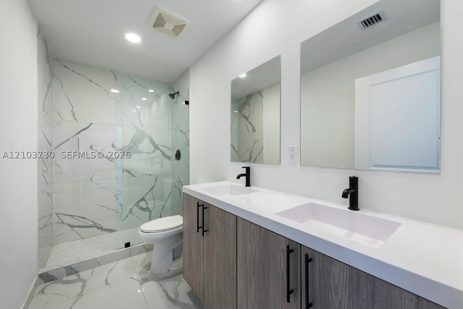 A12103730 Property Photo 19