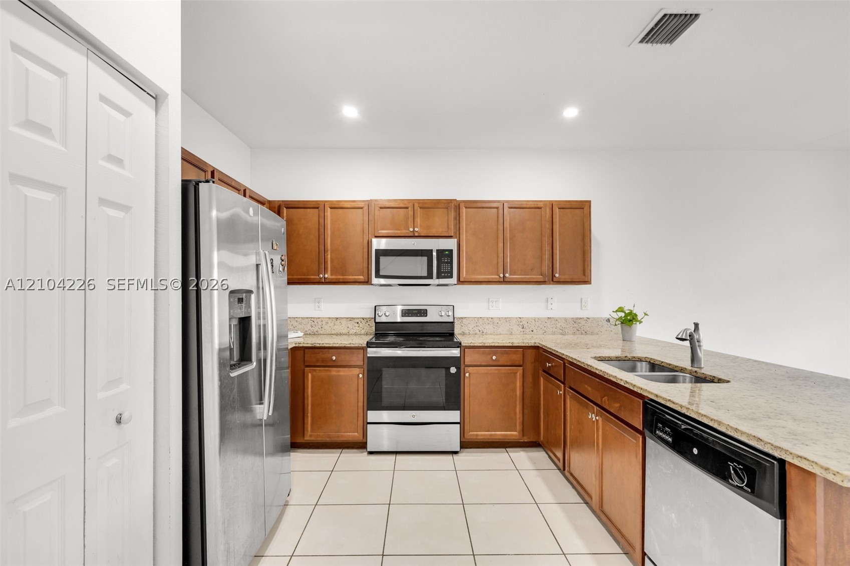 11555 Sw 248th Ln Property Photo 7