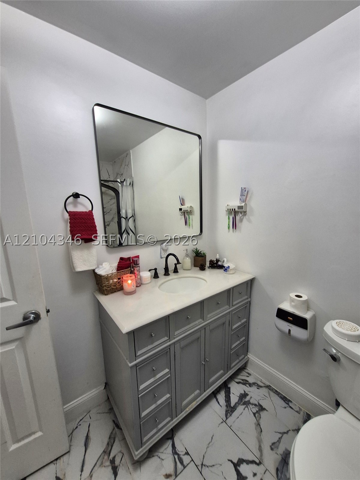 203 Ne 12th Ave 203 Property Photo 27