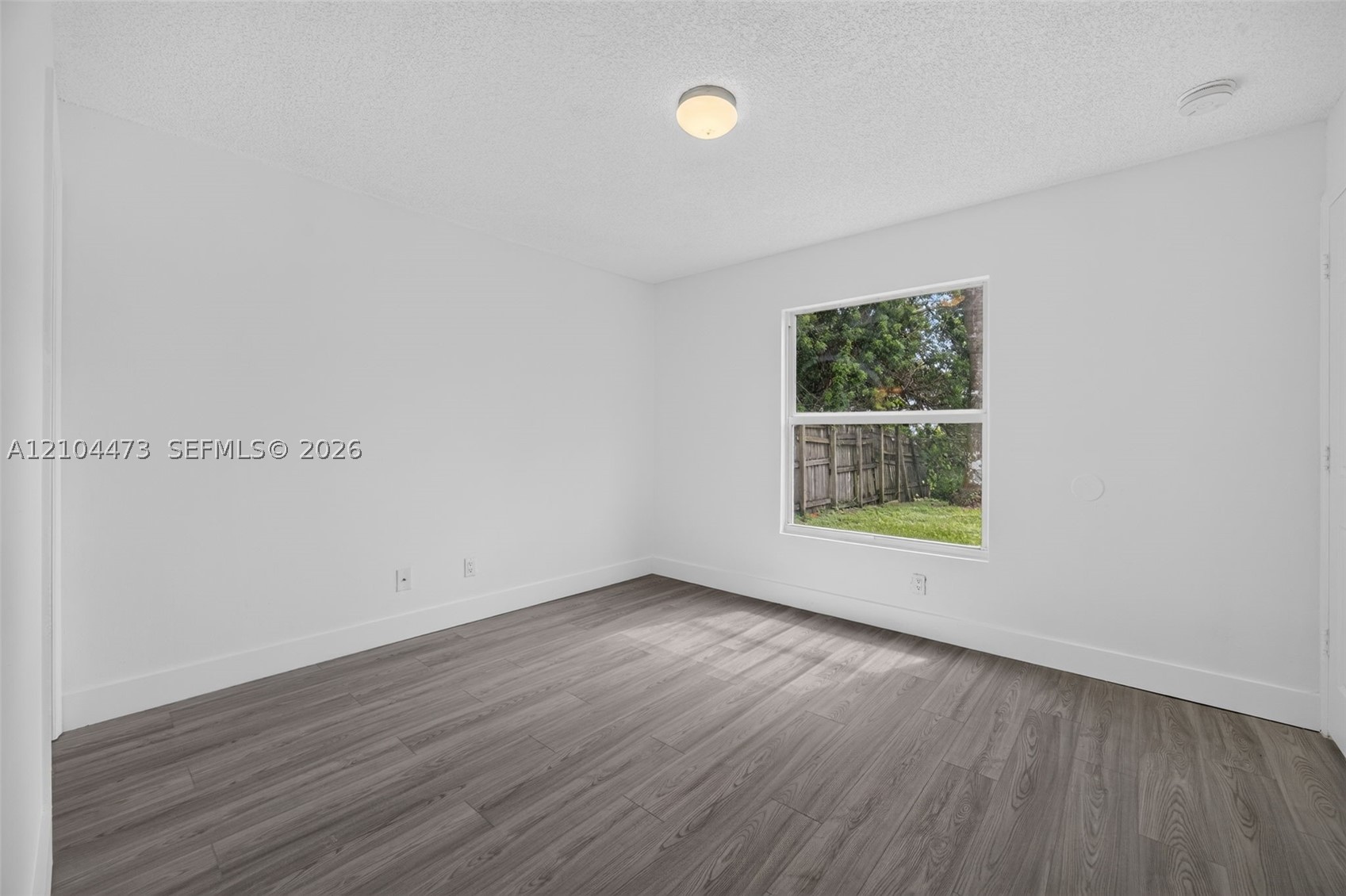 843 Sw 10th St Property Photo 19