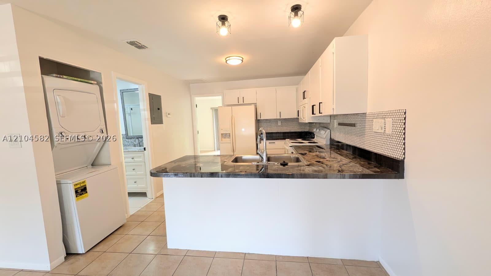 1031 Se 9th Street Property Photo 4