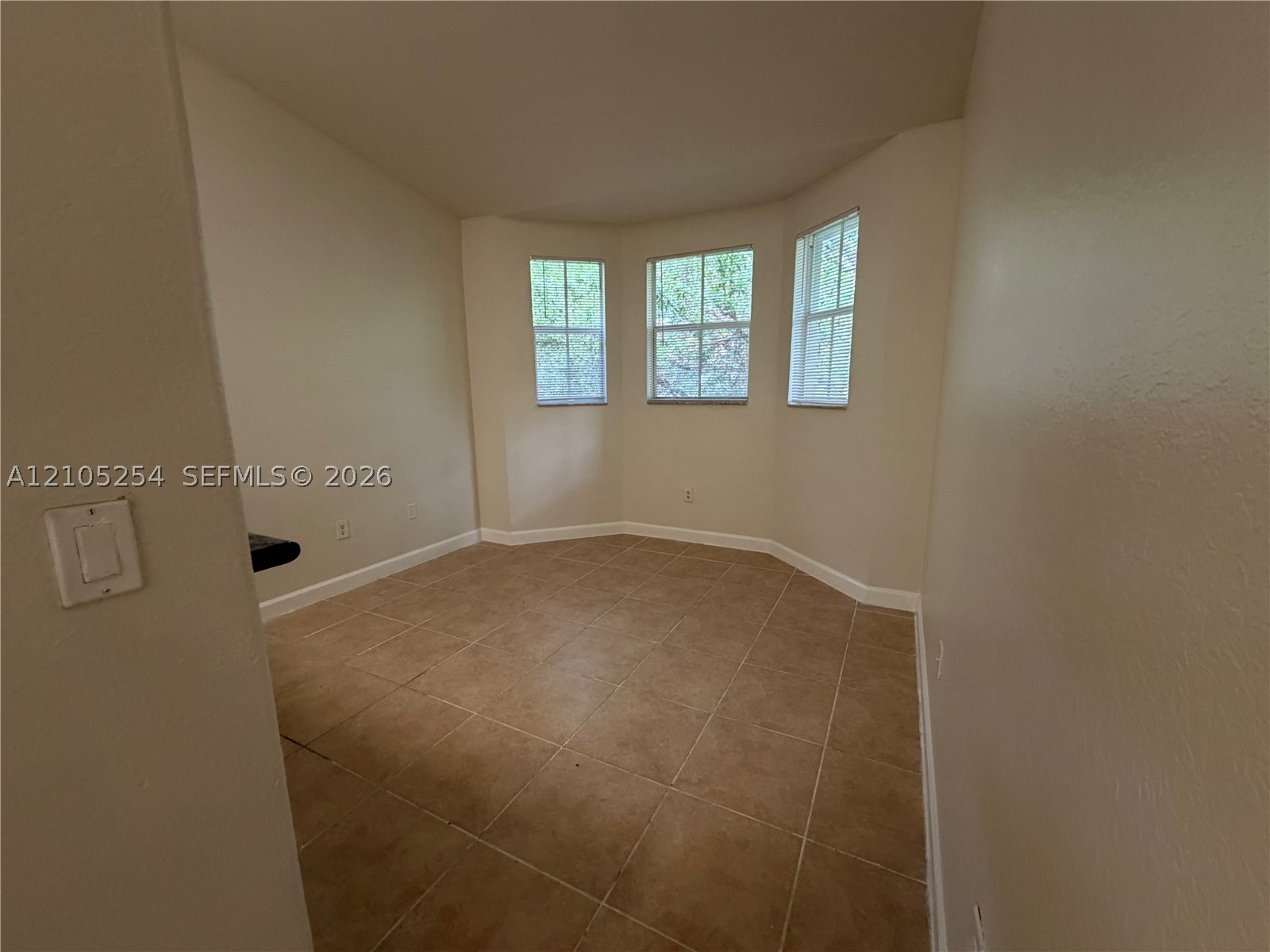 1543 Se 25th St 201 Property Photo 7