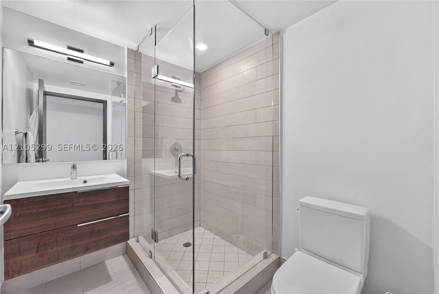 9940 W Bay Harbor Dr 6c-n Property Photo 4