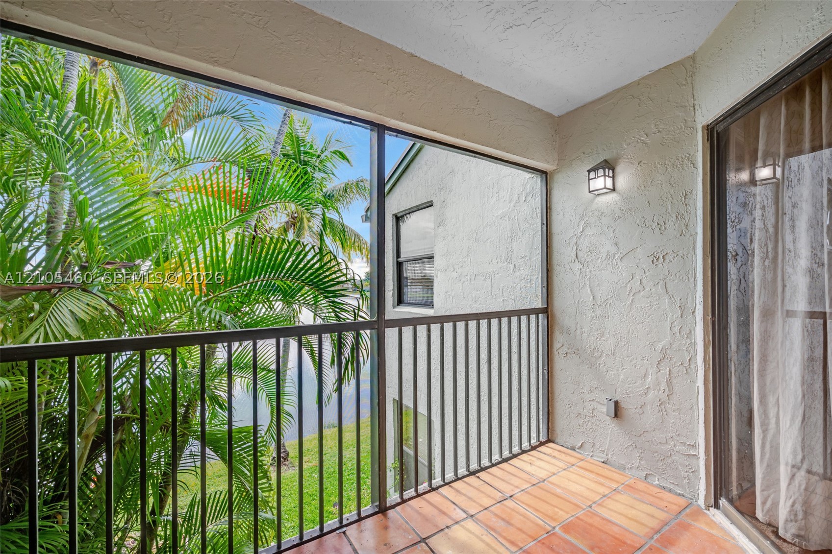 A12105460 Property Photo 7