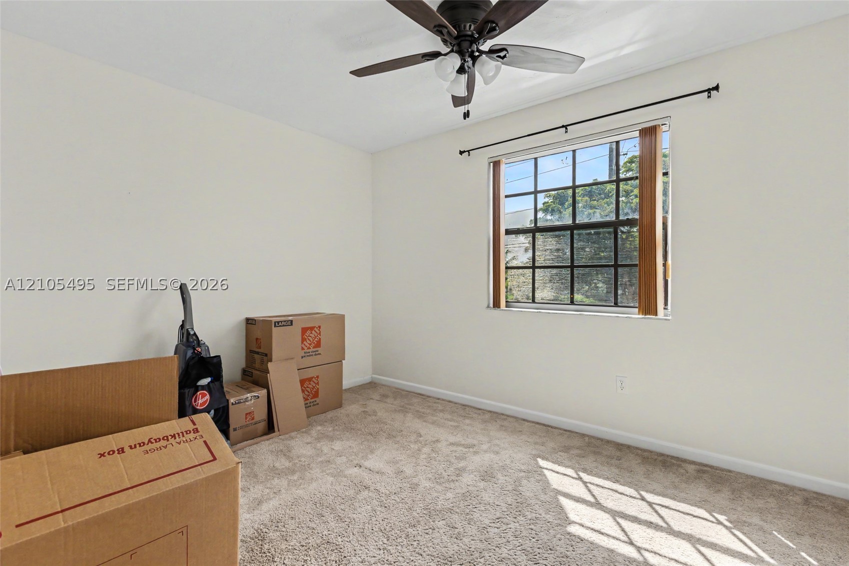 889 Hamilton Dr 889l Property Photo 22