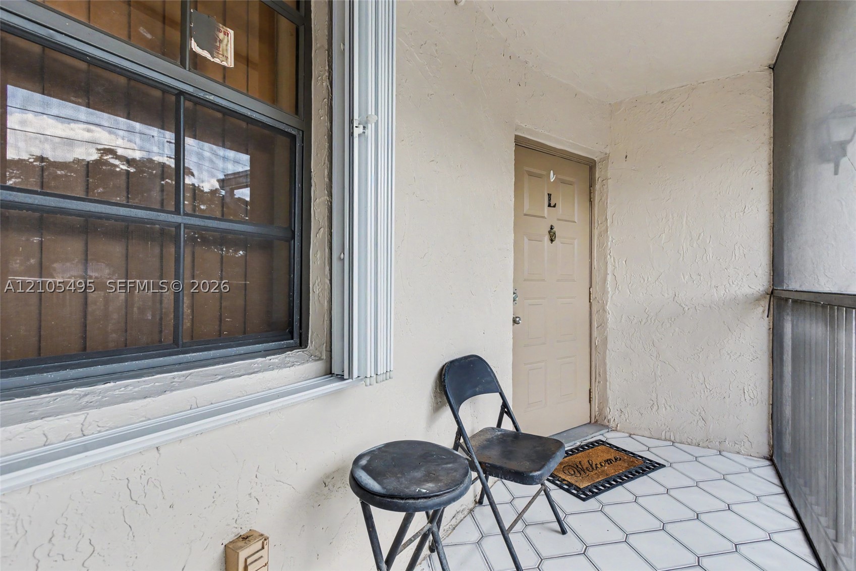 889 Hamilton Dr 889l Property Photo 27