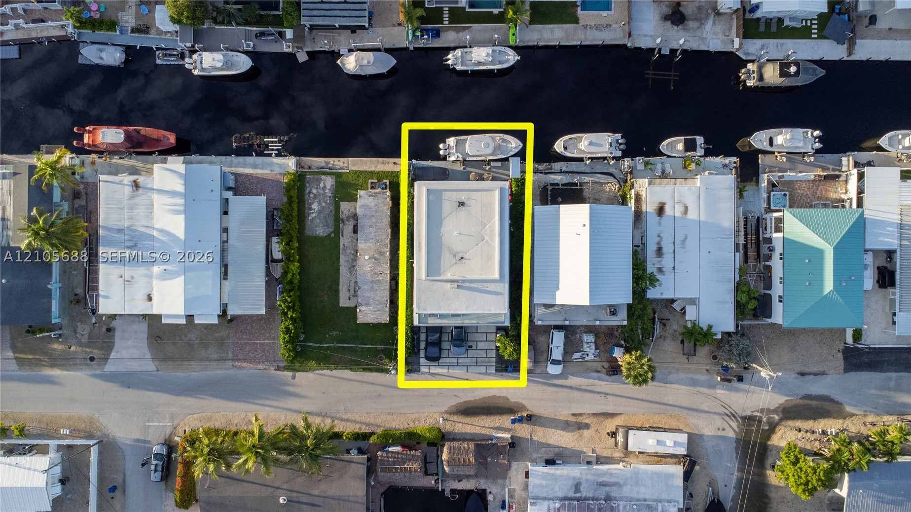 164 W Avenue C Property Photo 2