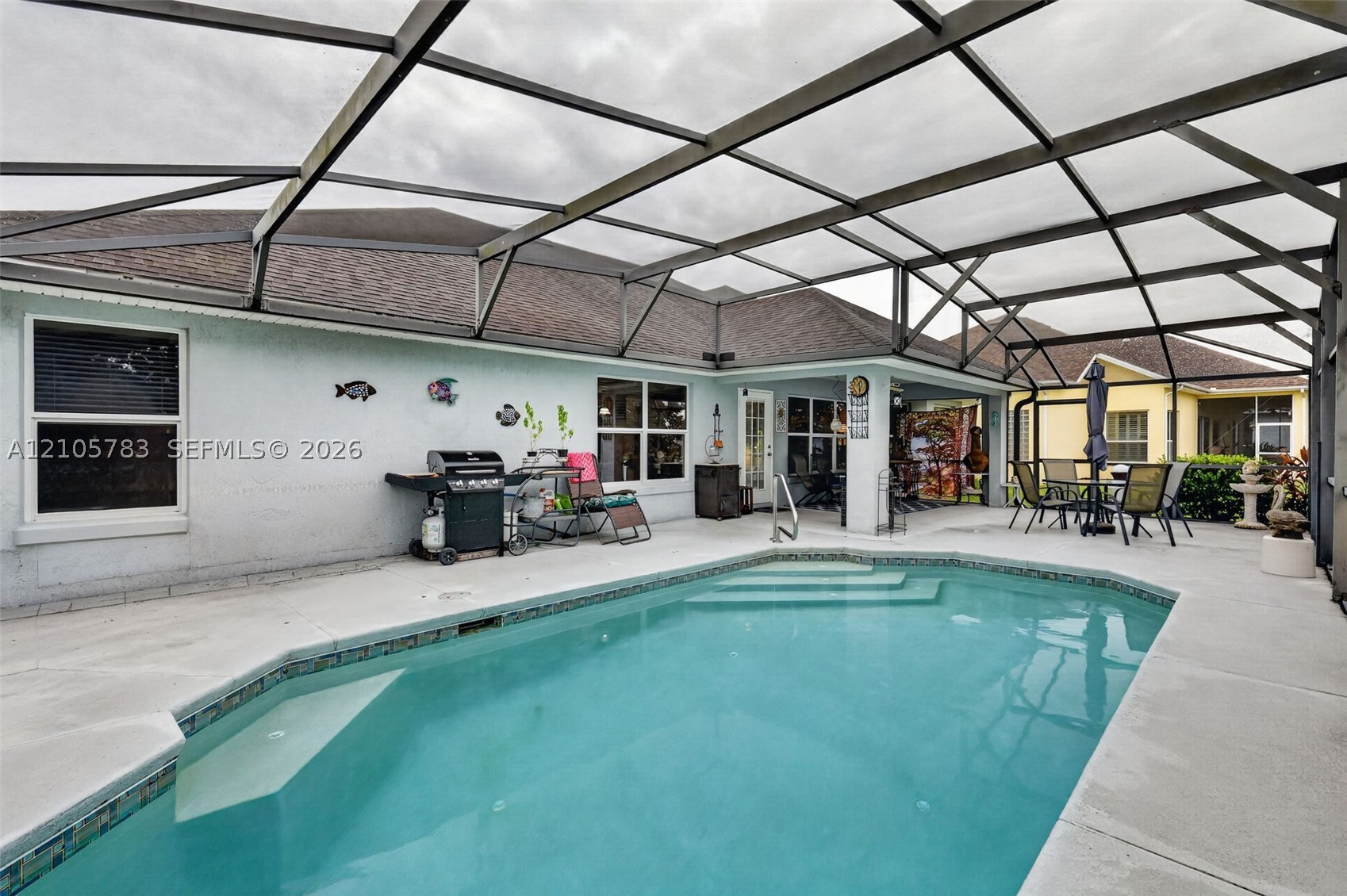 8889 Bridgeport Way Circle Property Photo 2