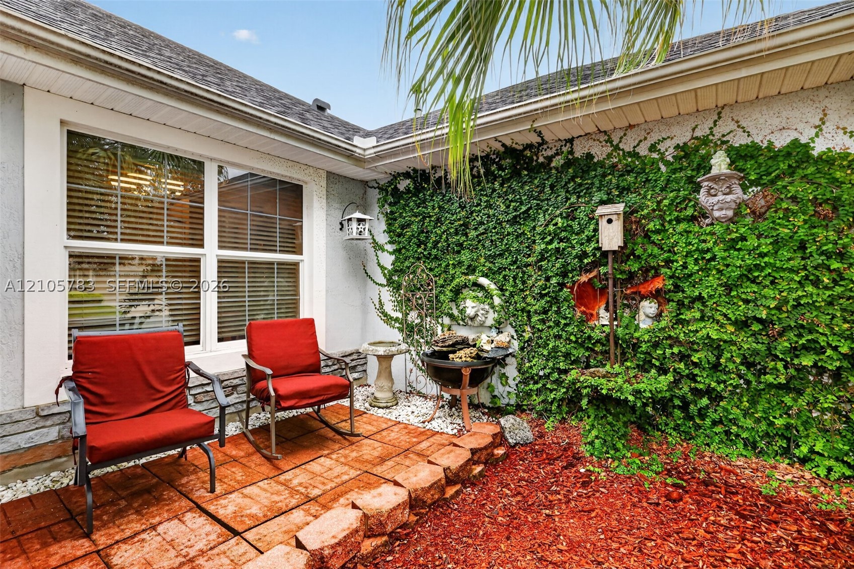 8889 Bridgeport Way Circle Property Photo 6