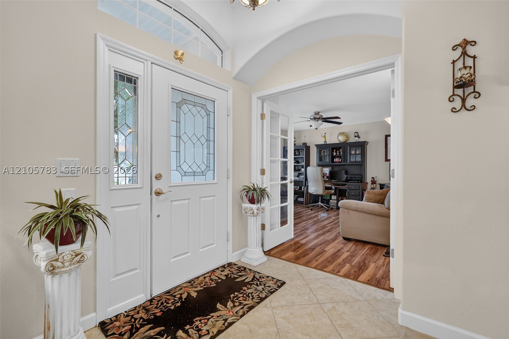 8889 Bridgeport Way Circle Property Photo 7