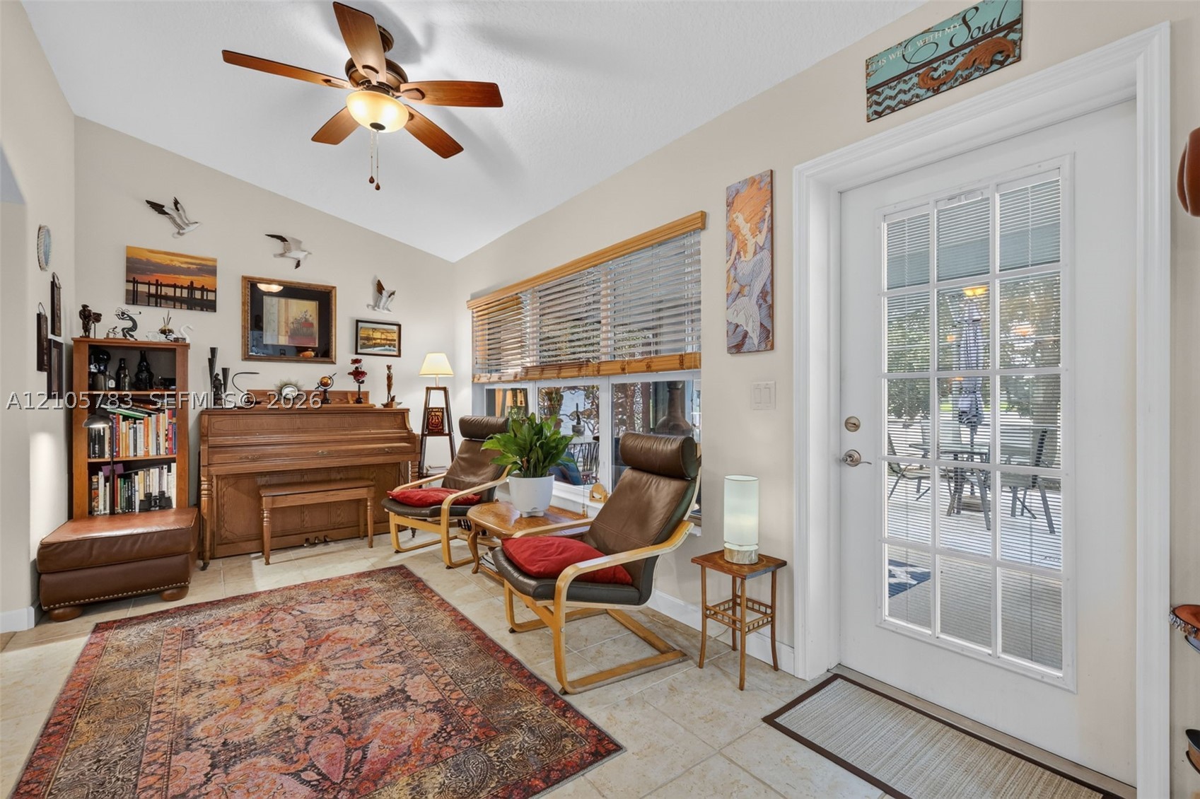 8889 Bridgeport Way Circle Property Photo 13