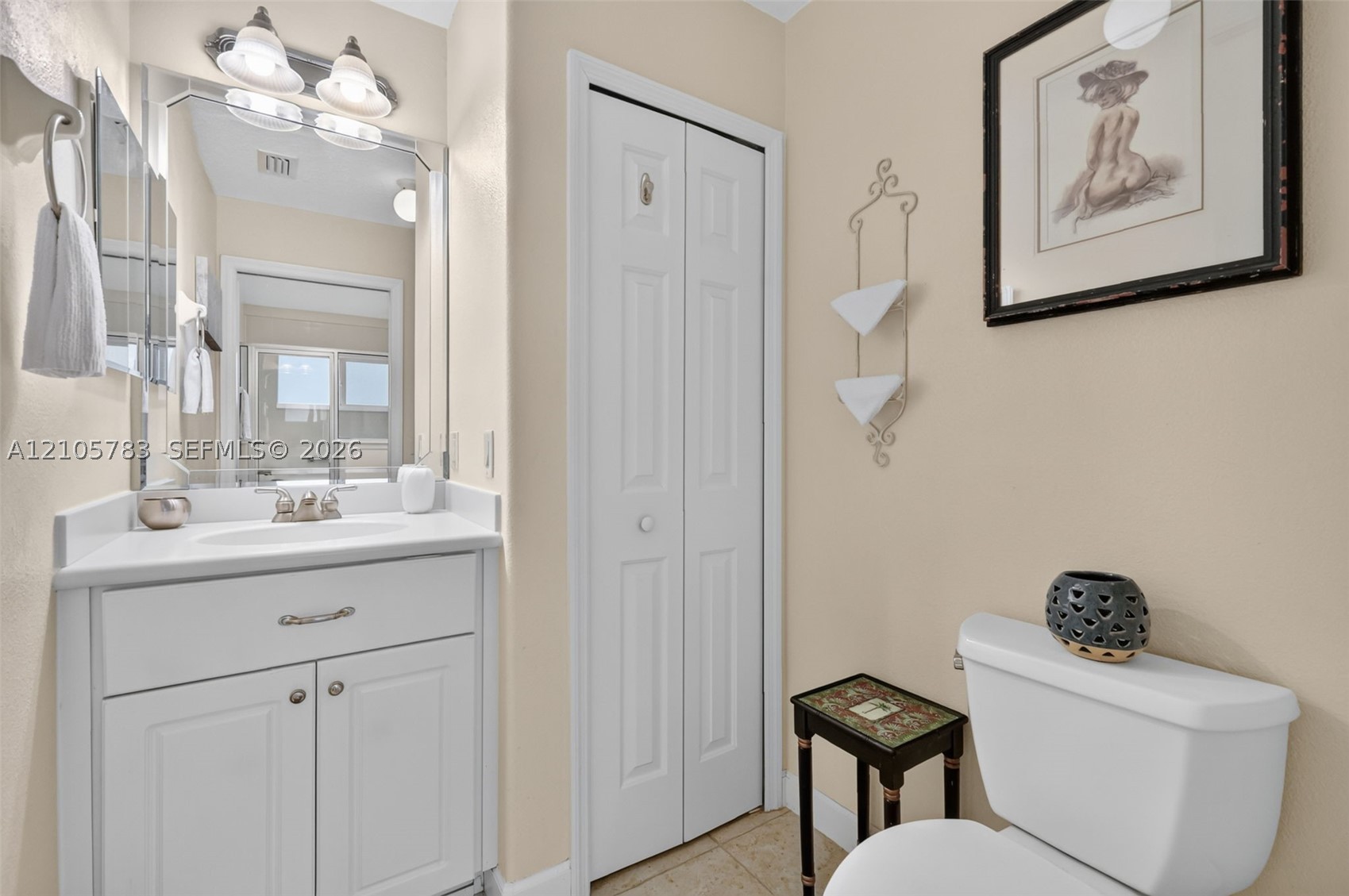 8889 Bridgeport Way Circle Property Photo 28