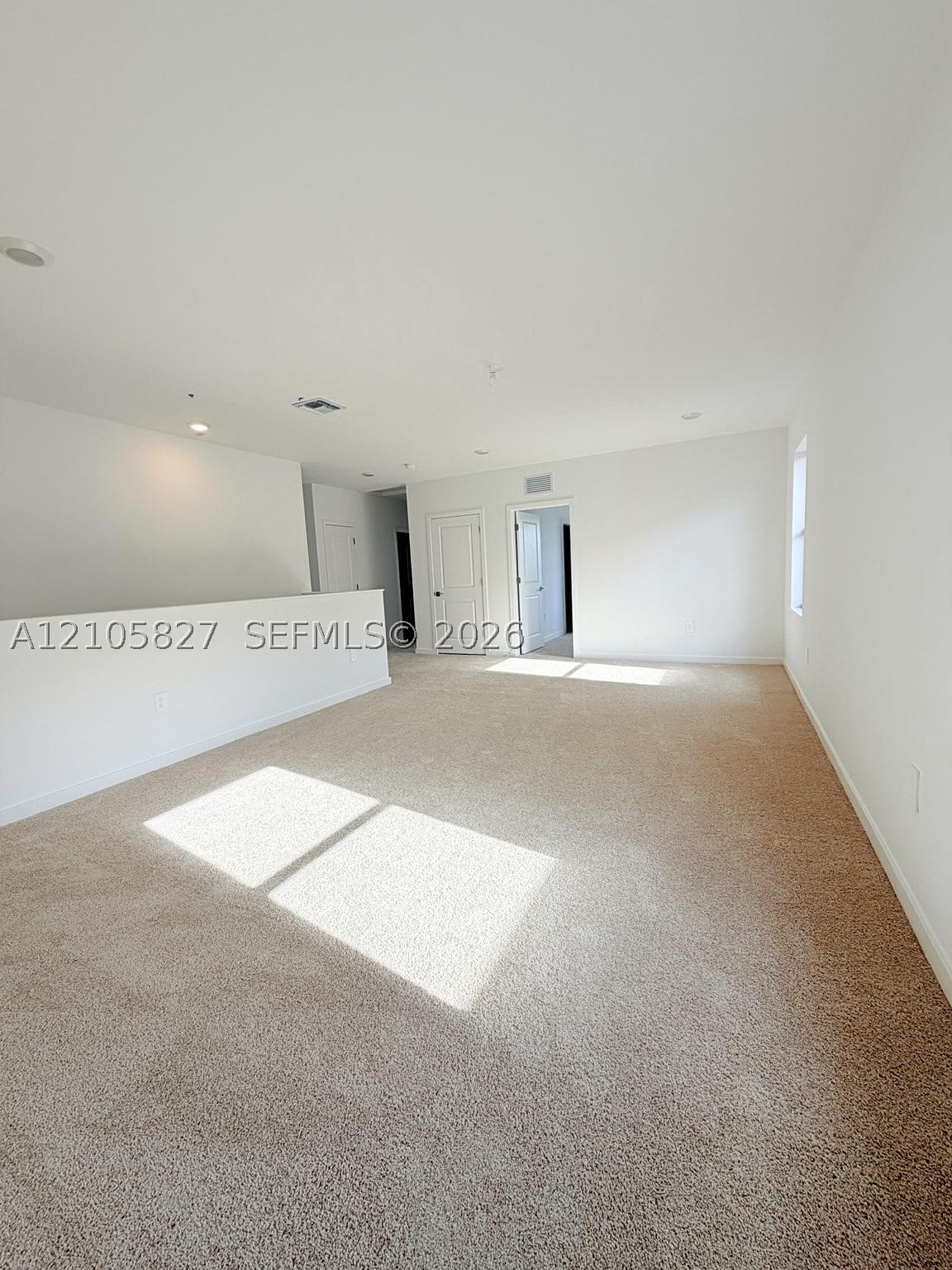 642 Ne 1st Ter Property Photo 6