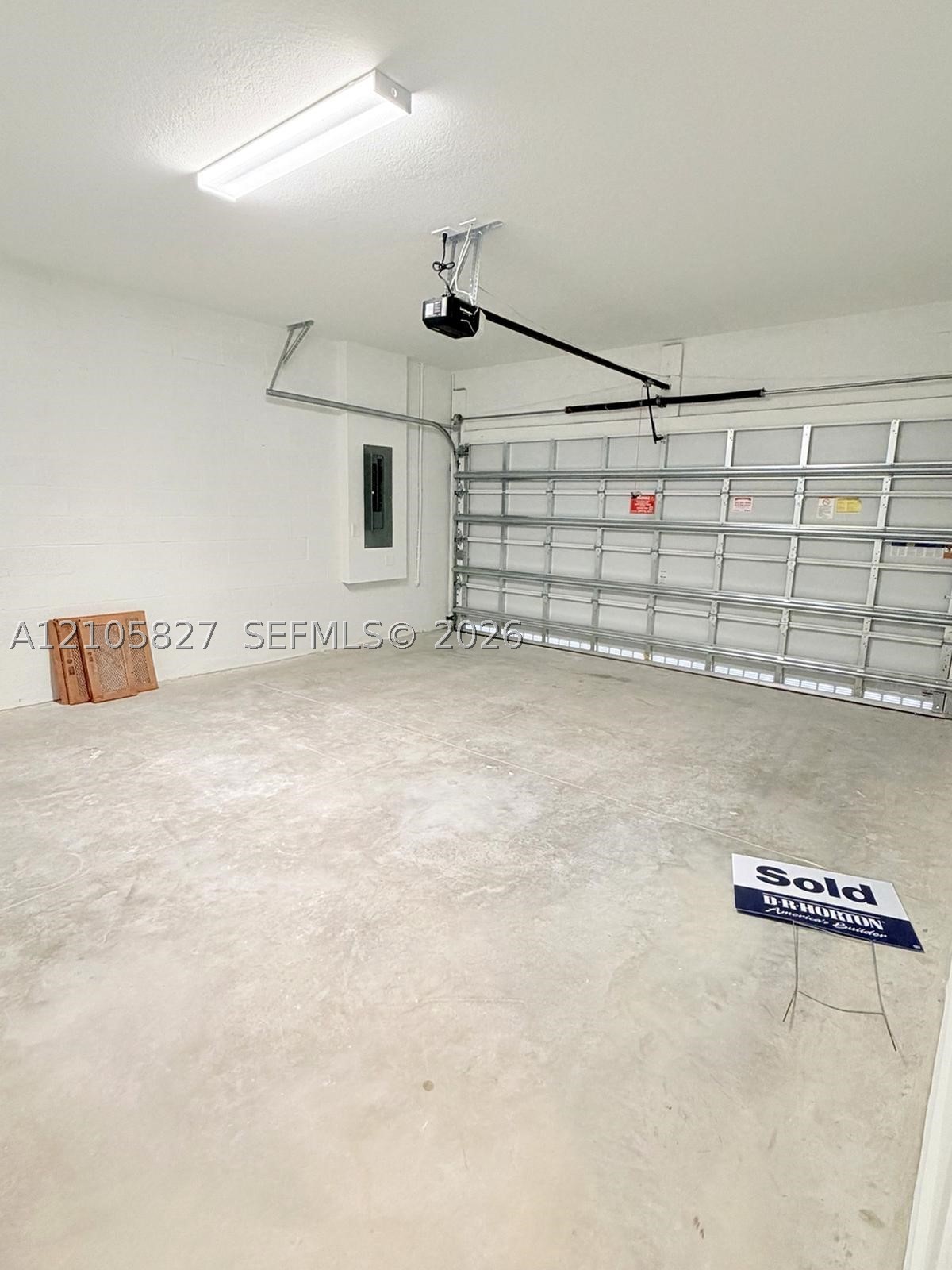642 Ne 1st Ter Property Photo 17
