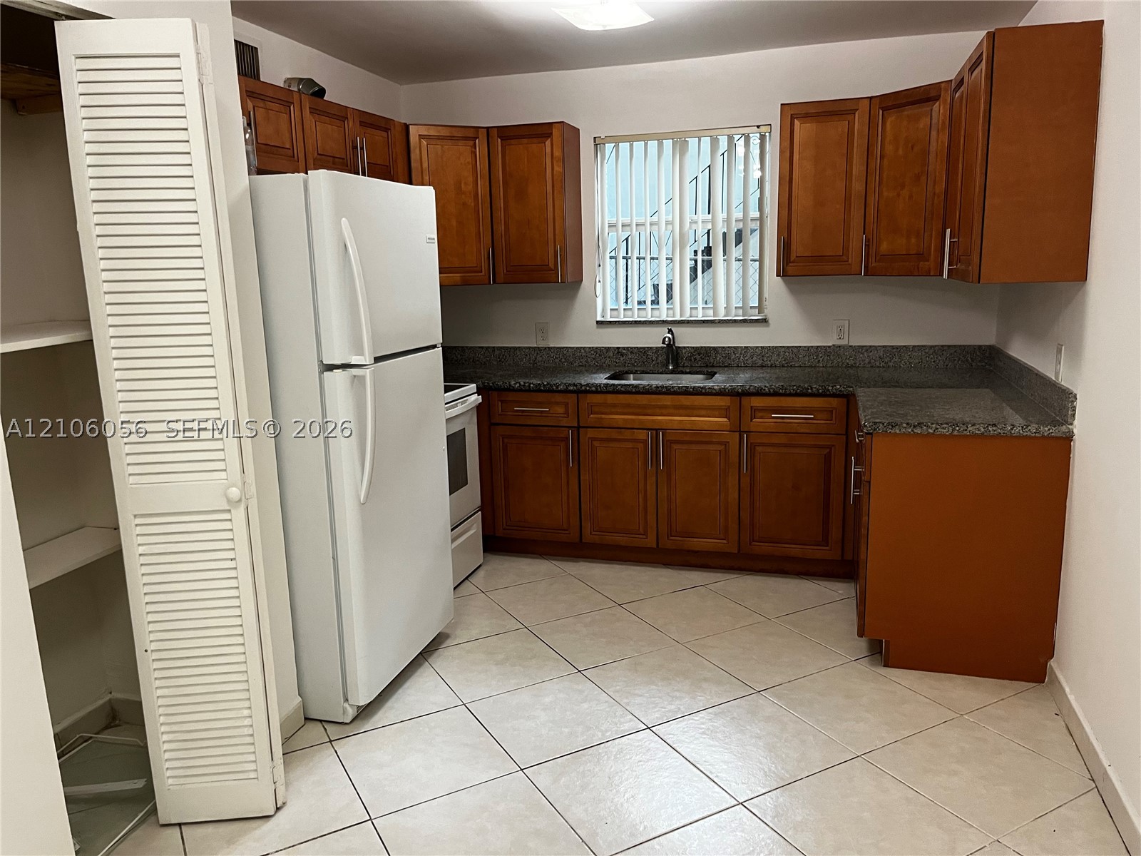 181 NW 47th Ave 6 Property Photo 1