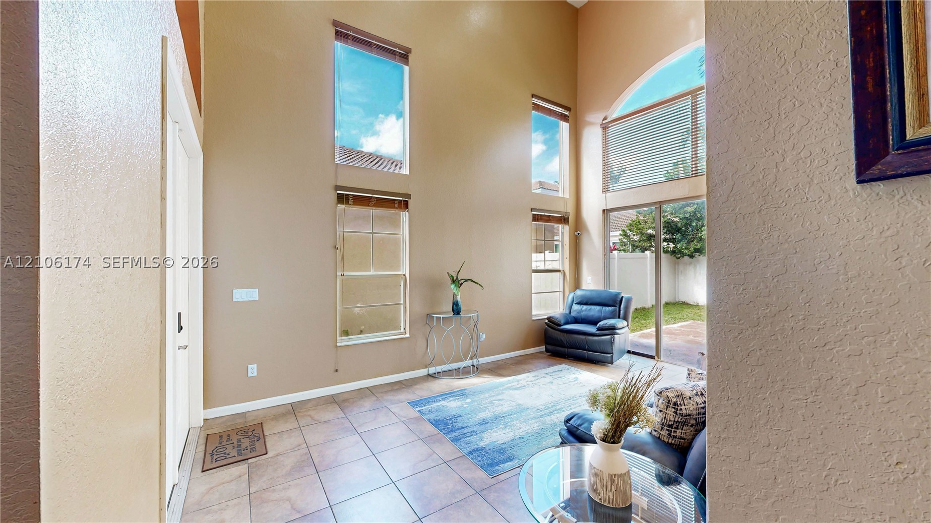 2215 Portofino Ave Property Photo 8