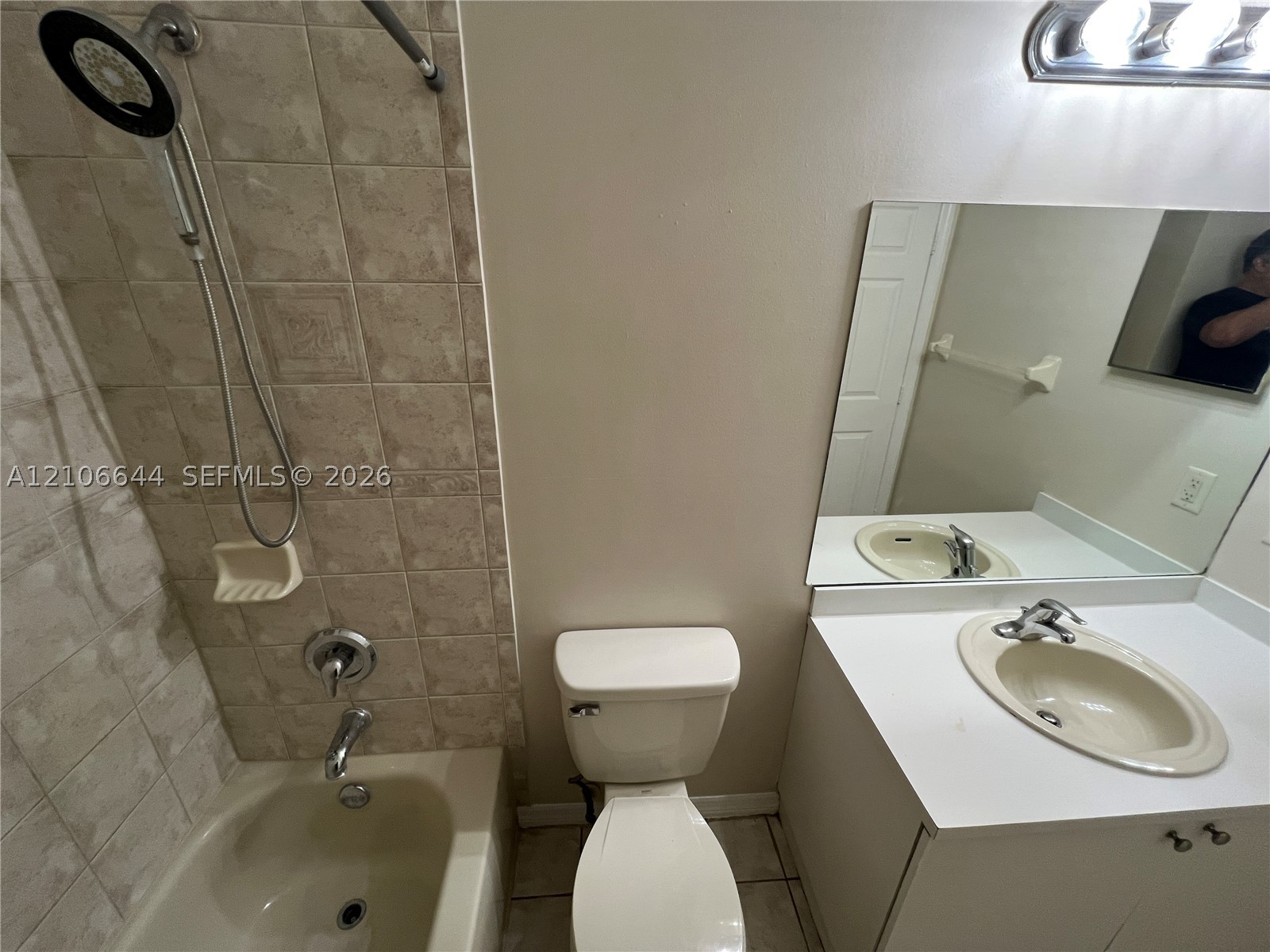 1489 Sw 1 St . Property Photo 21