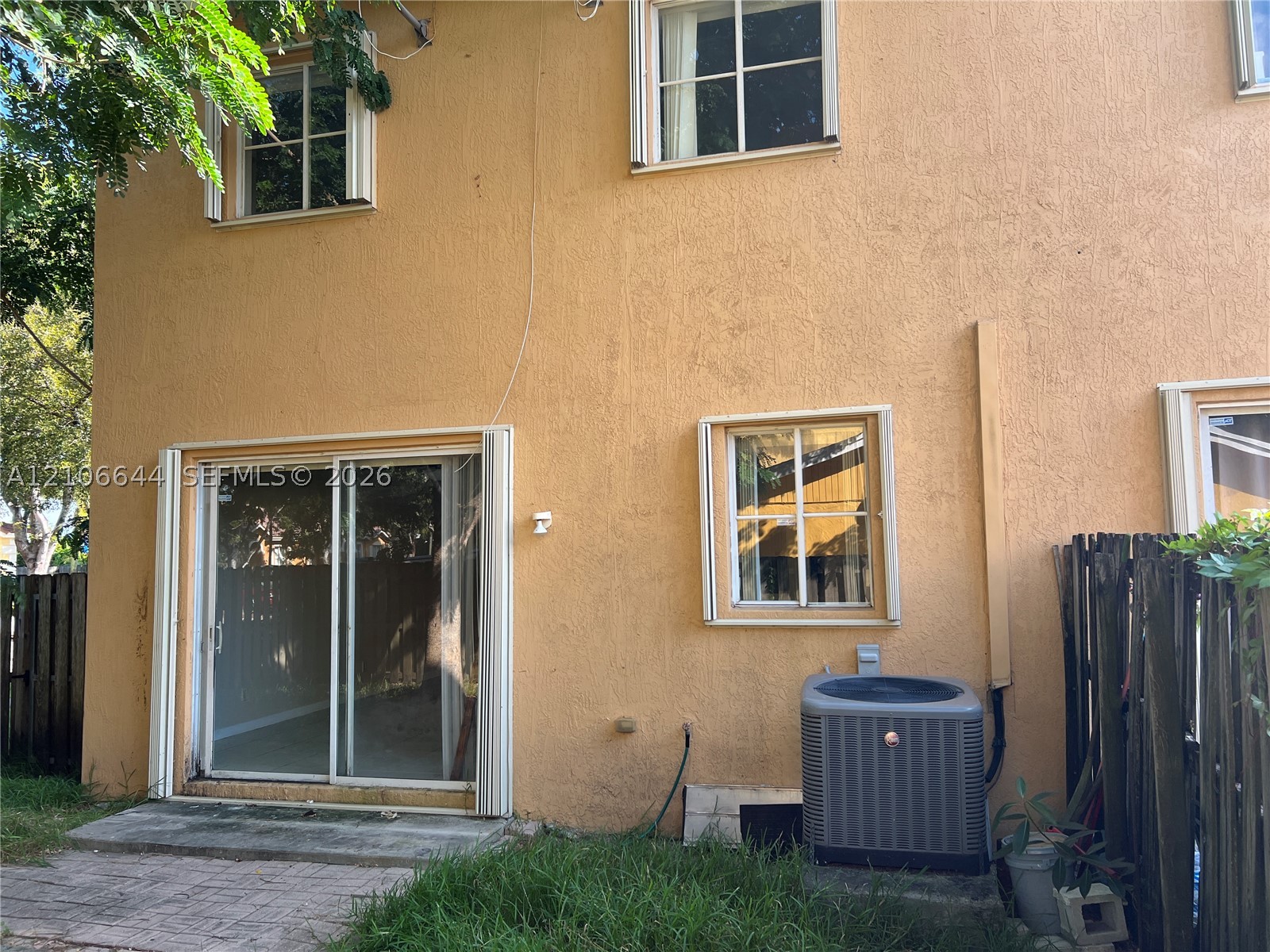 1489 Sw 1 St . Property Photo 55