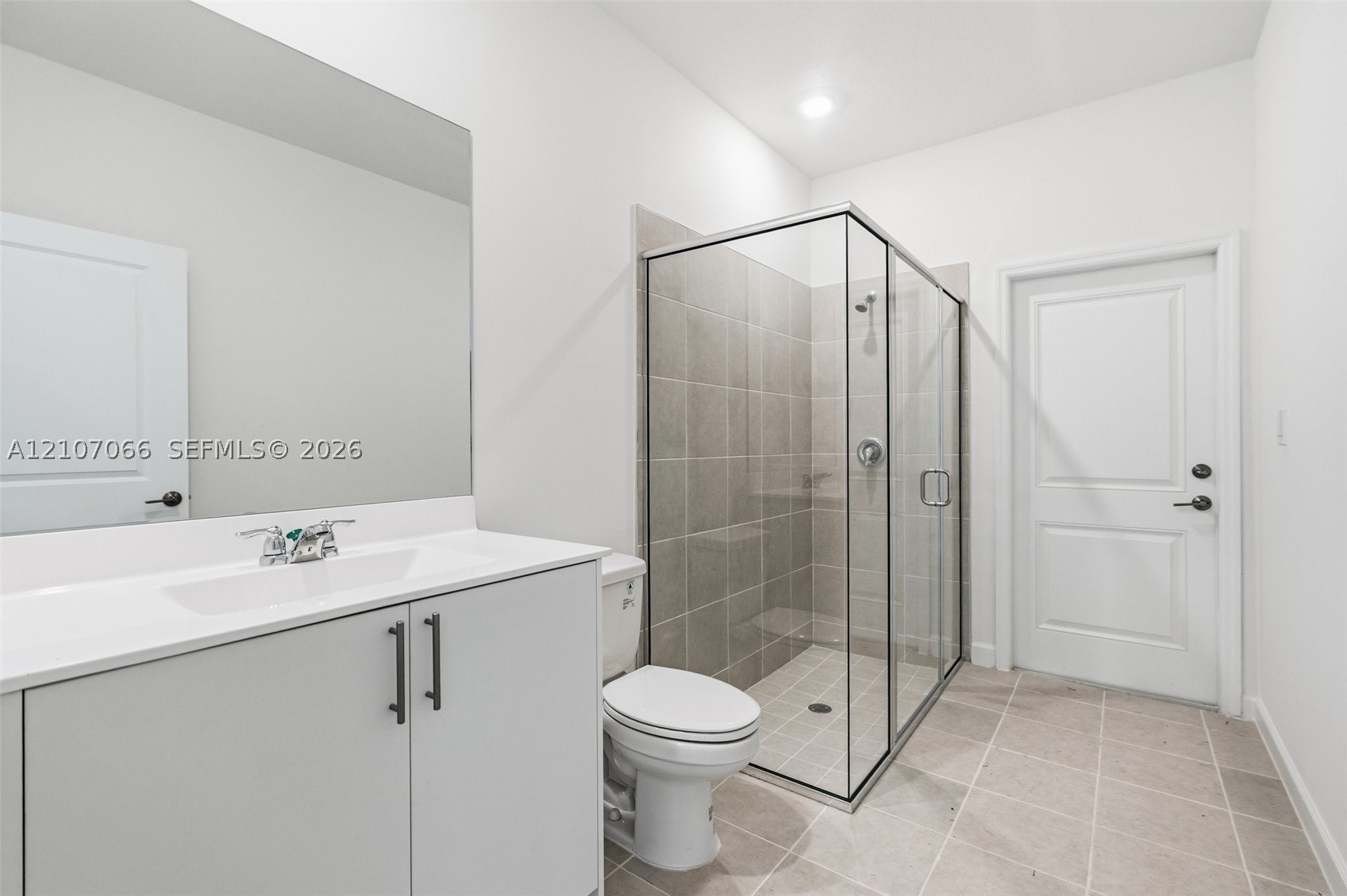 A12107066 Property Photo 31