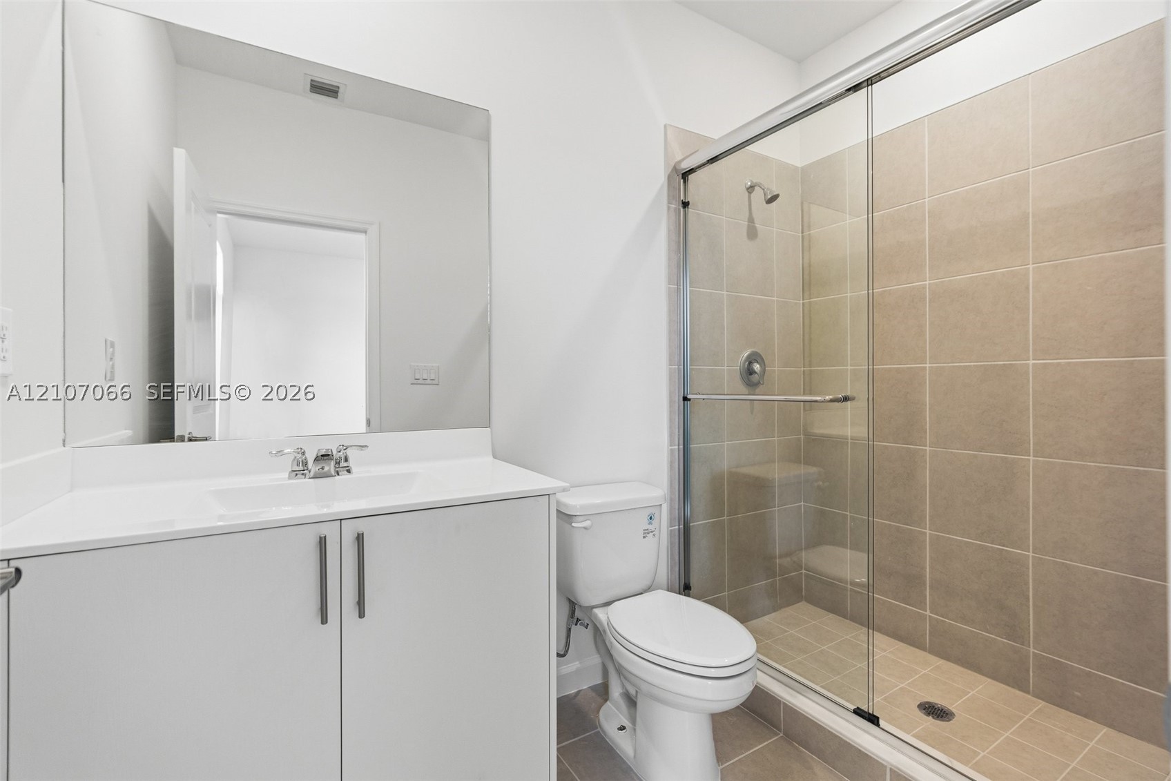 A12107066 Property Photo 51